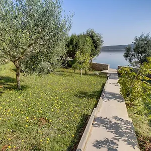 Del Sole Appartamento Nerezine